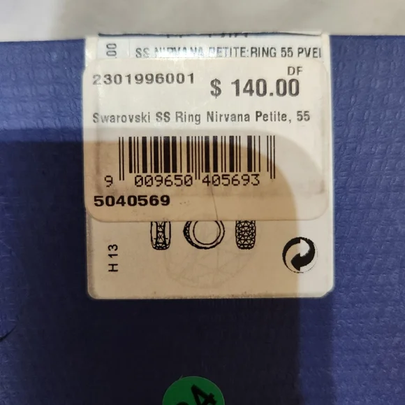 Swarovski Rhodium Plated Crystal Nirvana Purple Velvet Ring Size 7 - Picture 13 of 13